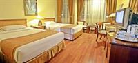 Hotel Bintang Wisata Mandiri ジャカルタ エクステリア 写真